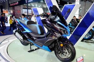 Xciting 4002016Ħ����(10��)