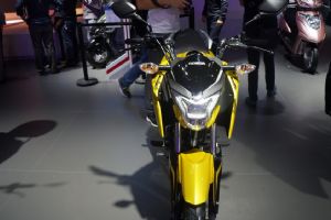 CBF125R2016Ħ����ͼƬ(5��)