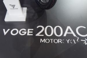 200AC LX200-19ֱ��Ħ���᣺�޼�200AC(22��)