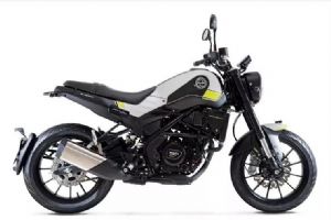  Benelli