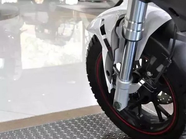 ��������С����125����������ɫ��Ϯ
