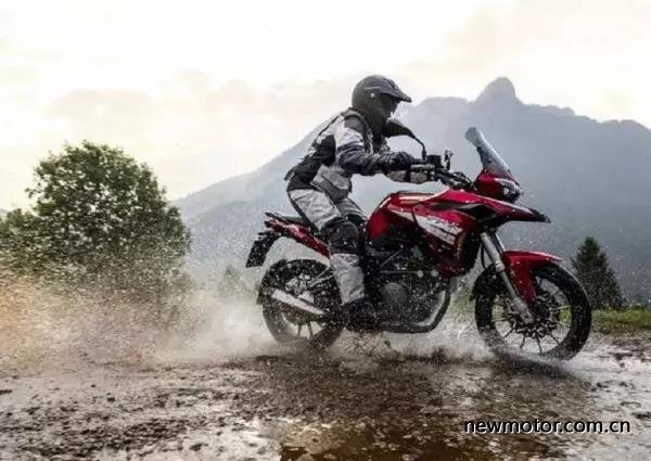 2���Ħ������������TRK251����