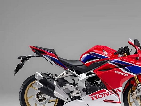�������˱���CBR250RR����41ƥ��������